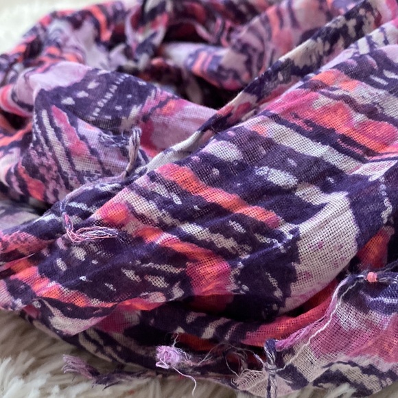 American Eagle Outfitters Infinity Scarf 💗 Purple & Pink - Picture 7 of 9